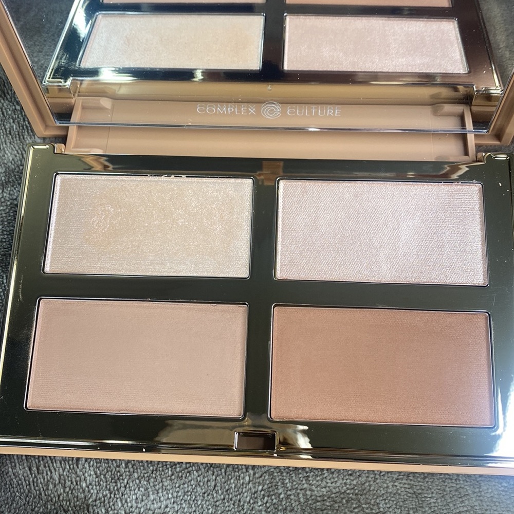 Complex Culture | Highlighter & Bronzer Palette